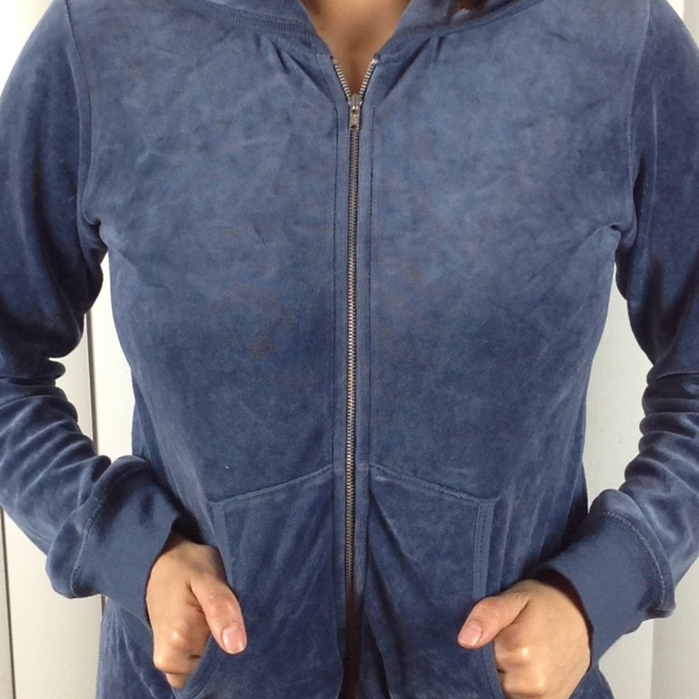Moda international hoodie size small